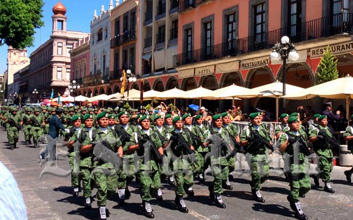 Con desfile militar, conmemoran la batalla del 2 de abril El Sol de